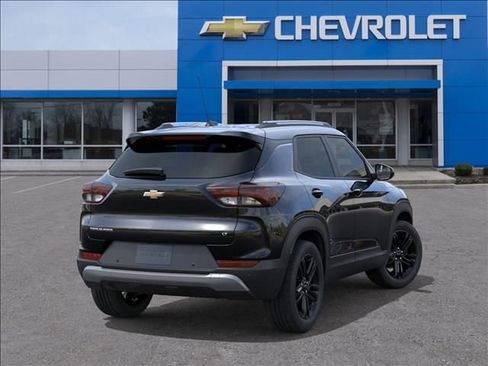 New 2026 Chevrolet TrailBlazer LT w/ Convenience Package FWD image 4