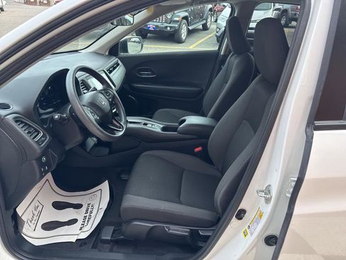 Used 2022 Honda HR-V EX image 17