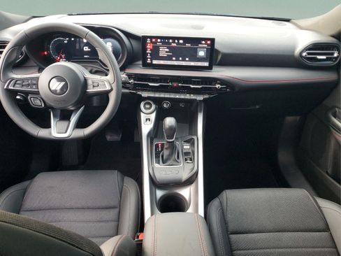 Used 2023 Dodge Hornet GT w/ GT Blacktop Package image 10