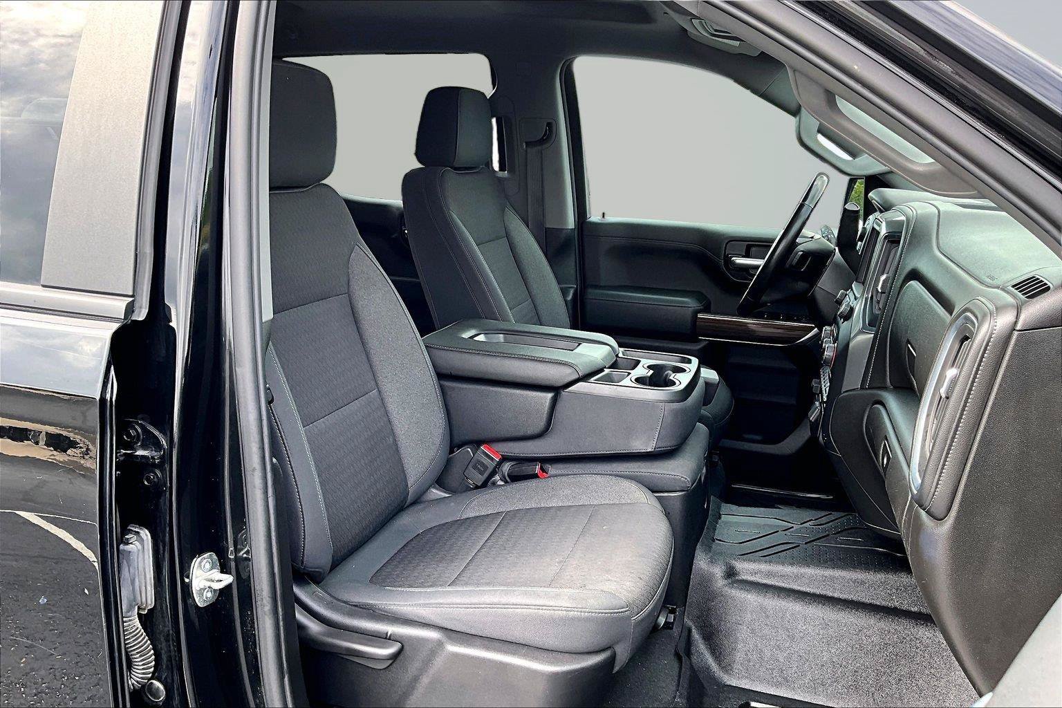 Used 2019 Chevrolet Silverado 1500 LT w/ All-Star Edition AWD/4WD image 8