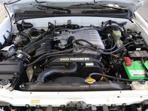 Used 1997 Toyota 4Runner SR5 w/ Sports Pkg AWD/4WD image 14