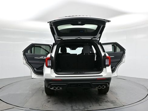 New 2025 Ford Explorer ST w/ Sun And Sound Package image 38