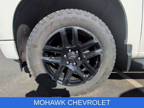 Used 2022 Chevrolet Silverado 1500 RST w/ Convenience Package II image 8
