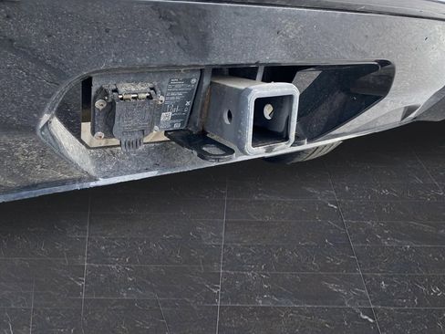 Used 2021 Volkswagen Atlas Cross Sport SEL Premium image 39