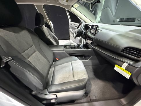 New 2026 Nissan Rogue SV FWD image 19