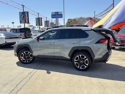 Used 2019 Toyota RAV4 Adventure image 13