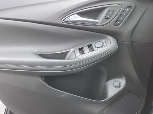 Used 2023 Buick Encore GX Essence w/ Advanced Technology Package image 33