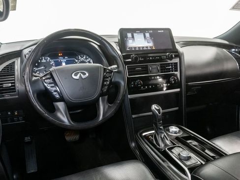 Used 2024 INFINITI QX80 Sensory w/ Cargo Package AWD/4WD image 7