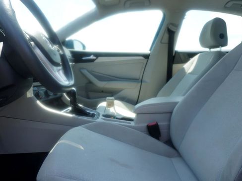 Used 2019 Volkswagen Jetta S w/ Driver Assistance Package image 10