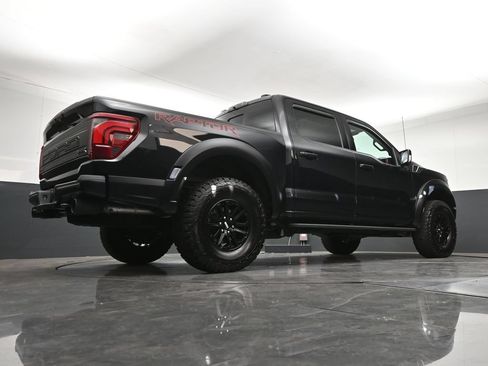 Used 2025 Ford F150 Raptor AWD/4WD image 27