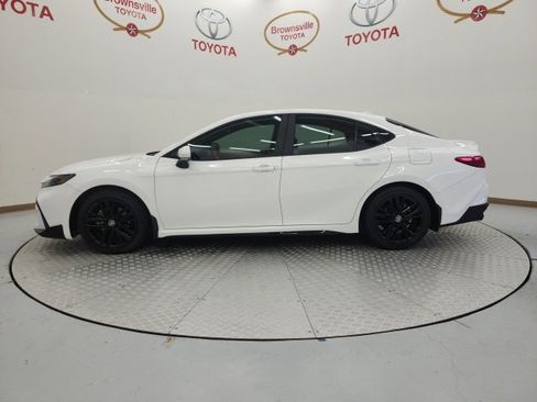 Certified 2025 Toyota Camry SE w/ Convenience Package image 5