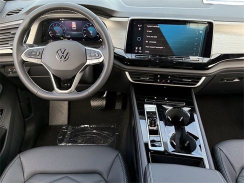 New 2026 Volkswagen Atlas Cross Sport SE image 8