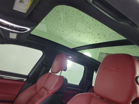 Used 2016 Porsche Cayenne GTS image 15