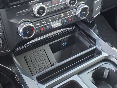 New 2026 Ford F250 Lariat w/ Black Appearance Package image 54