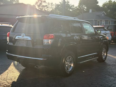 Used 2012 Toyota 4Runner SR5 w/ Convenience Pkg AWD/4WD image 4