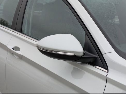 New 2026 Volkswagen Jetta SEL FWD image 12