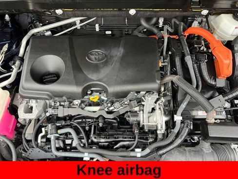Used 2021 Toyota Venza LE w/ Carpet Mat Package (TMS) AWD/4WD image 35