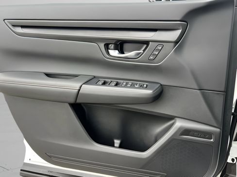 Certified 2025 Honda CR-V Sport-L image 25