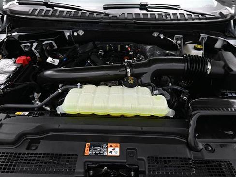 Certified 2026 Ford Expedition Active AWD/4WD image 18