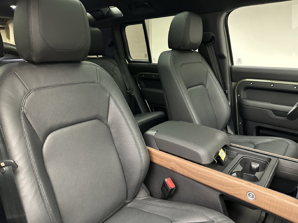Certified 2024 Land Rover Defender 110 S AWD/4WD image 3