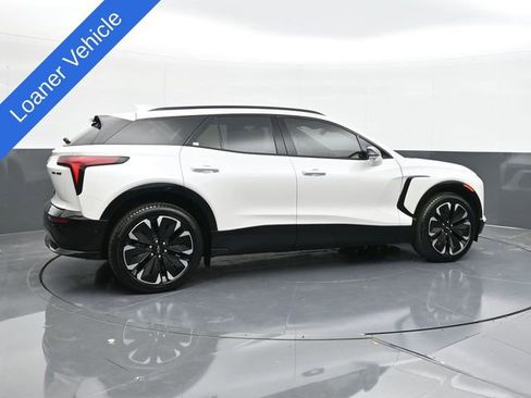 New 2025 Chevrolet Blazer EV RS AWD/4WD image 11