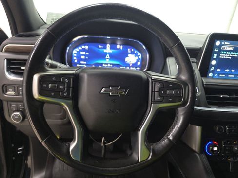 Used 2022 Chevrolet Tahoe Z71 w/ Luxury Package AWD/4WD image 8