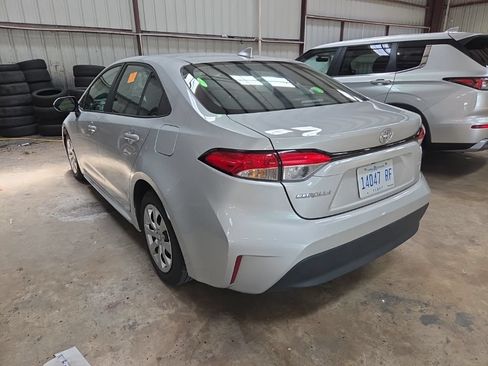Used 2025 Toyota Corolla LE FWD image 8