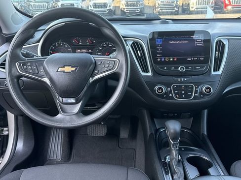 Used 2023 Chevrolet Malibu LT FWD image 7