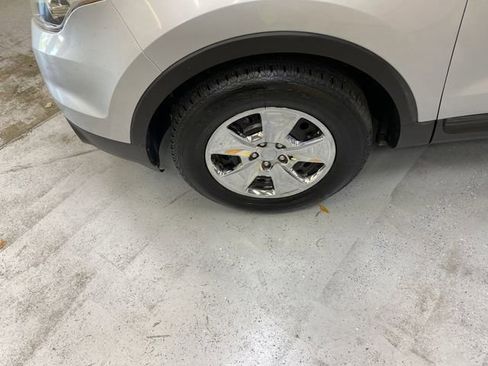 Used 2014 Ford Explorer FWD image 11