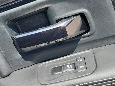 New 2025 RAM 2500 Limited image 17