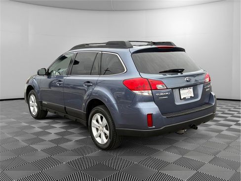 Used 2014 Subaru Outback 2.5i Premium image 3