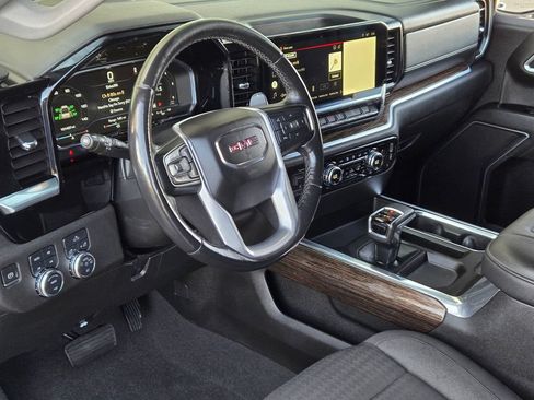Used 2022 GMC Sierra 1500 Elevation AWD/4WD image 10