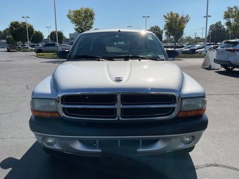 Used 2004 Dodge Dakota Sport w/ Deluxe Convenience Group RWD image 4