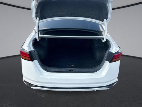 Used 2023 Nissan Altima 2.5 S FWD image 13