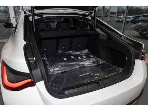 Used 2025 BMW i4 xDrive40i w/ Premium Package image 51