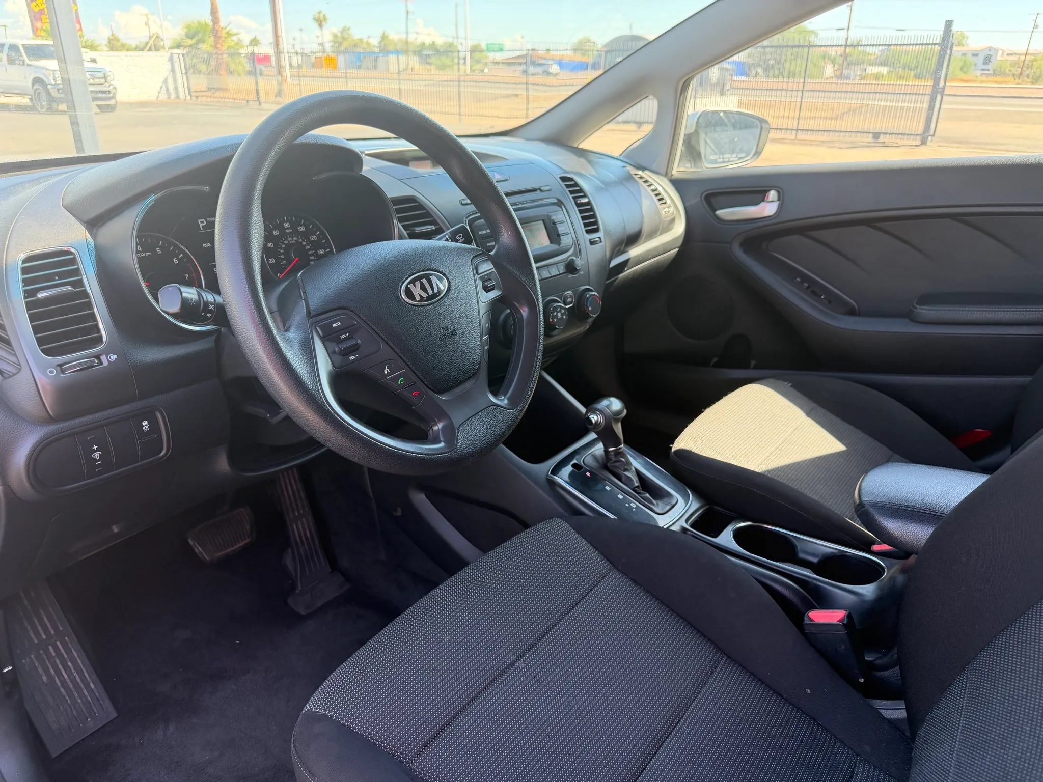 Used 2017 Kia Forte LX FWD image 15