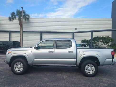 Used 2023 Toyota Tacoma SR w/ SR Convenience Package RWD image 8