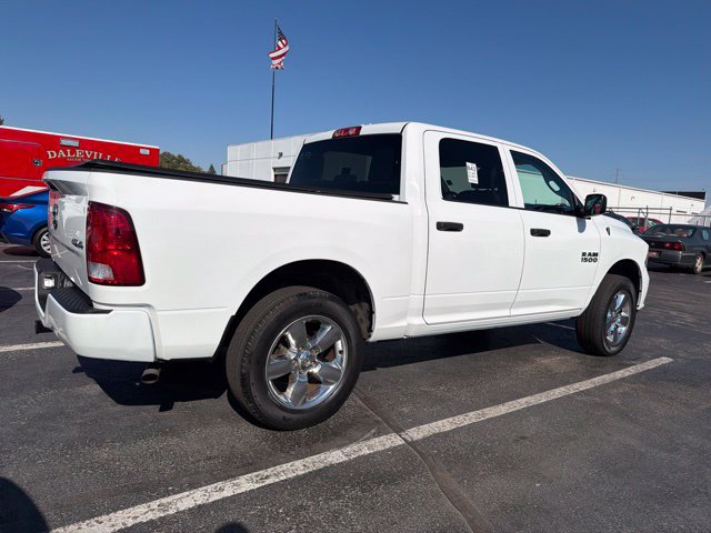 Used 2017 RAM 1500 Express AWD/4WD image 6