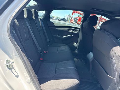 Used 2023 Honda Accord Sport image 11