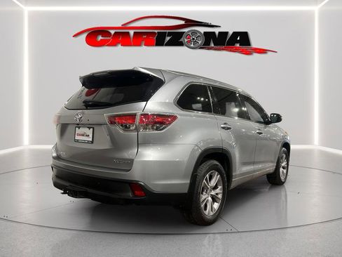 Used 2015 Toyota Highlander XLE image 8