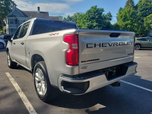 Used 2020 Chevrolet Silverado 1500 Custom w/ Custom Value Package AWD/4WD image 6
