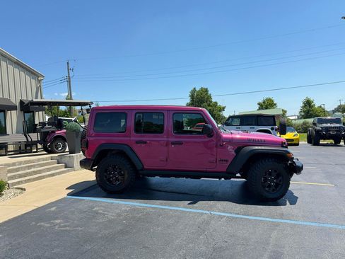 Used 2021 Jeep Wrangler Unlimited Sport AWD/4WD image 2