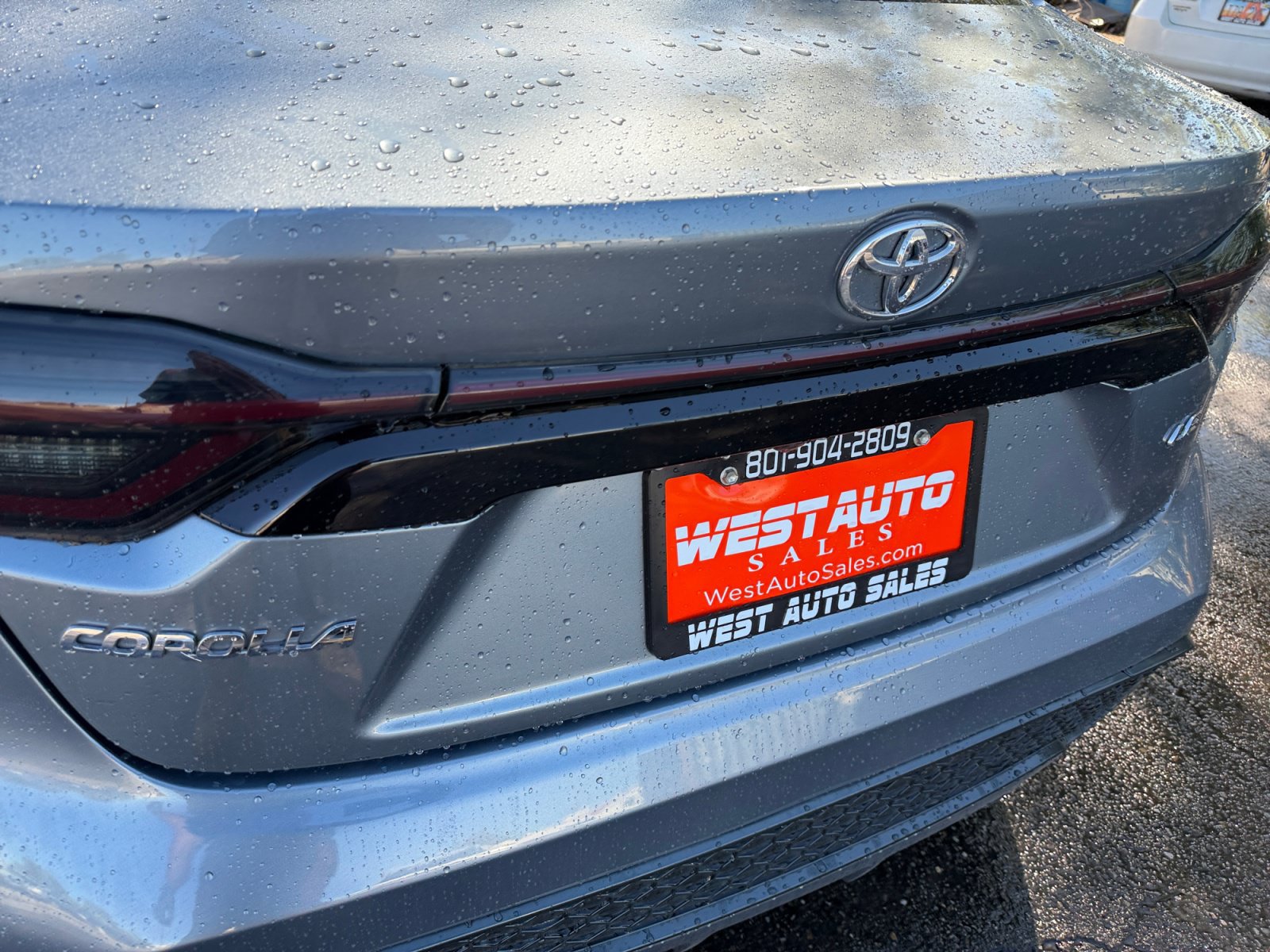 Used 2020 Toyota Corolla LE FWD image 26