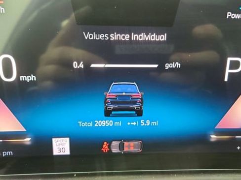 Used 2024 BMW X7 xDrive40i w/ M Sport Package image 43