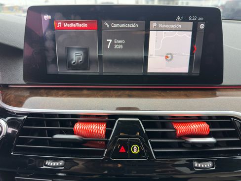 Used 2017 BMW 530i xDrive image 32