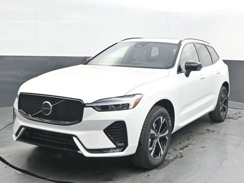 New 2026 Volvo XC60 B5 Core image 3