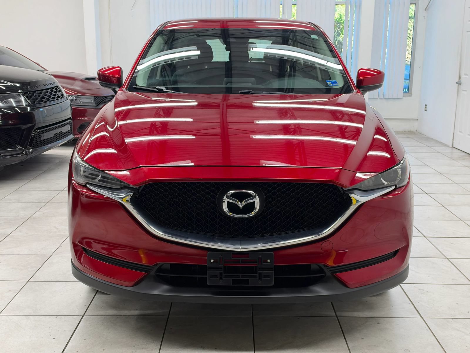 Used 2017 MAZDA CX-5 Sport FWD image 2