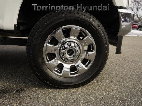 Used 2022 Ford F350 Lariat w/ Lariat Ultimate Package image 9