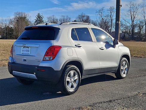 Used 2016 Chevrolet Trax LT image 7