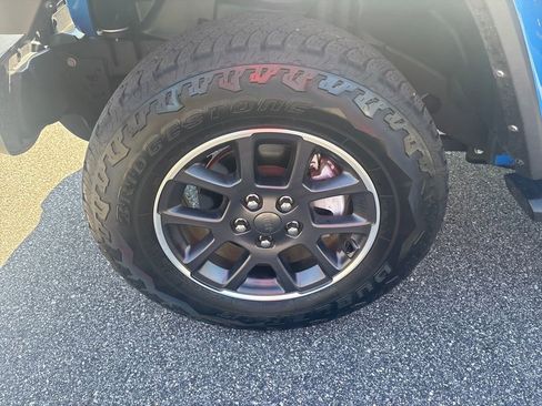 Used 2021 Jeep Wrangler Sport image 14